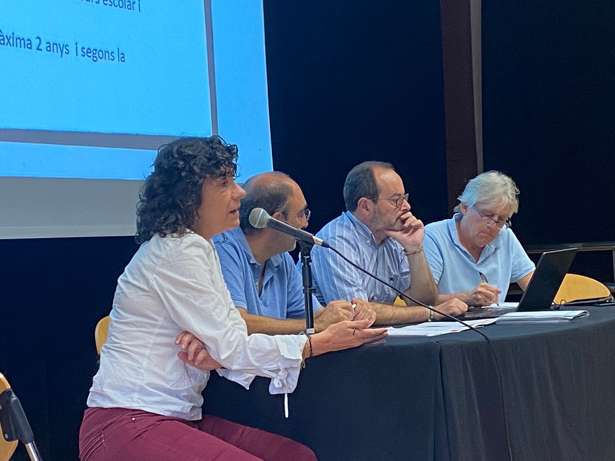 EnsenyamentUSOC's tweet photo. Avui, 21 d'octubre, estem tenint reunions amb representants dels treballadors de la USOC de la concertada per tal de tractar la manca de pujada salarial digna per al personal d'Aministració i Serveis i dels nivells no concertats dels centres concertats, per a aquest any 2022. https://t.co/6Pt93YkVXs
