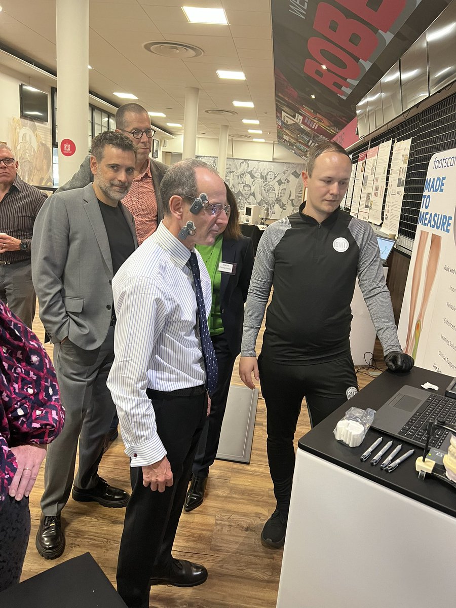 Professor Ian Needleman learning about Teethan technology <a href="/GMTDentistry/">GMT Dentistry</a>