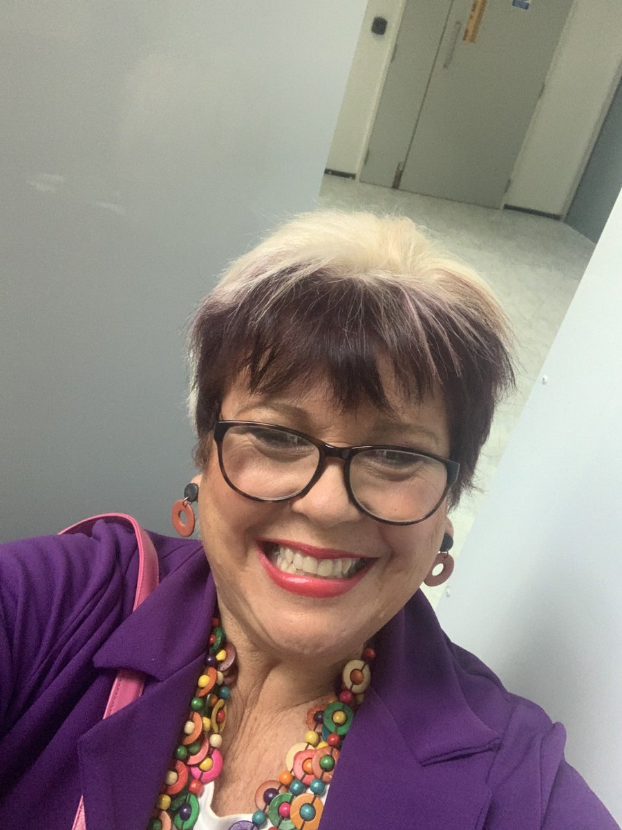 Sue Atkins 👶🏽👧📱🎧📚 tweet media