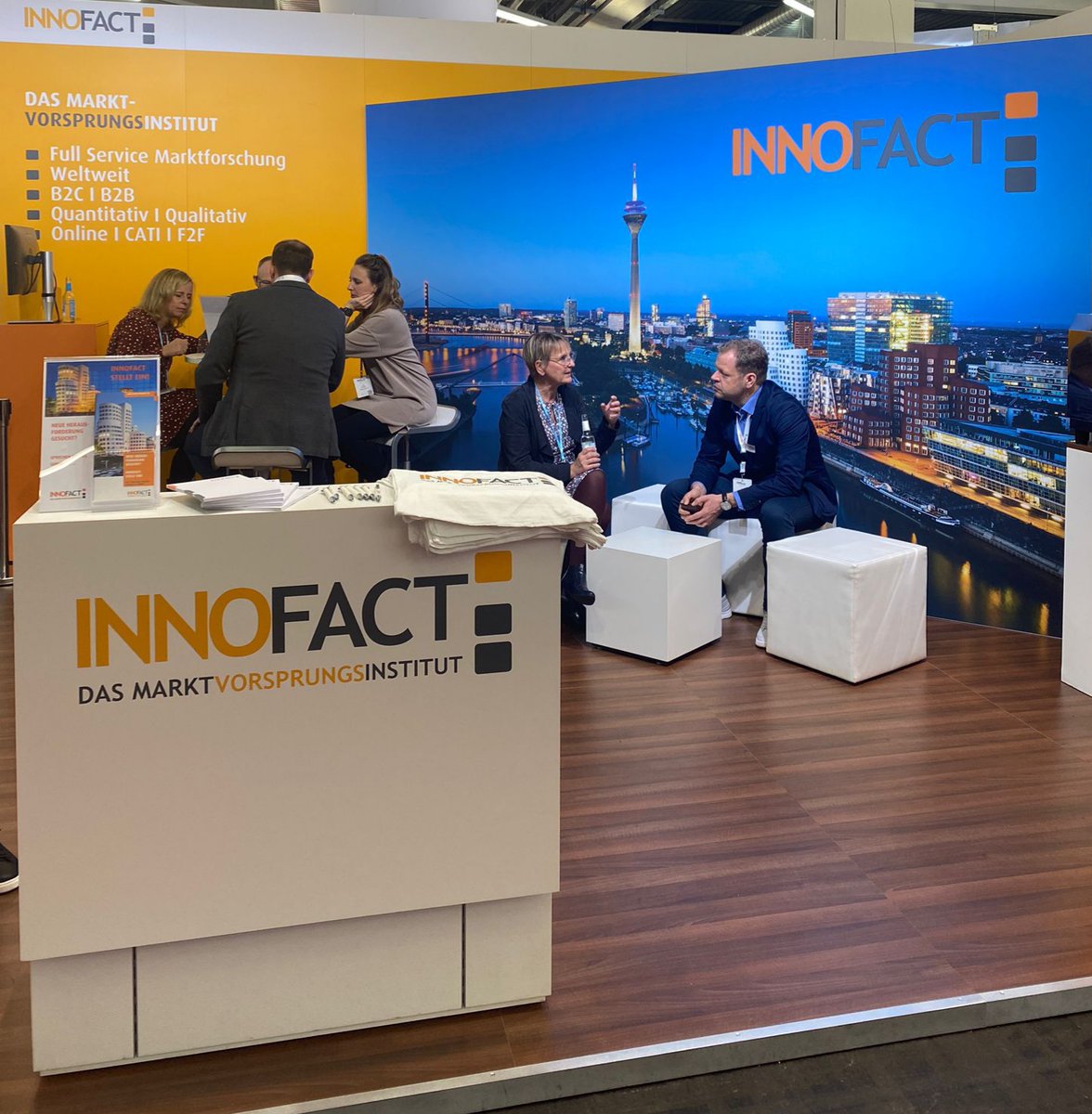 INNOFACT_AG's tweet photo. Gestern gab es schon das ein oder andere schöne Gespräch an unserem Stand auf der #Succeet. Wir haben Vorträge gehalten und uns angeschaut, nette Menschen getroffen. Schade, dass es heute wieder vorbei ist.
#succeet2022 #mafo #marktforschung #innofact #innofact_ag https://t.co/HYqWuFwI5Z