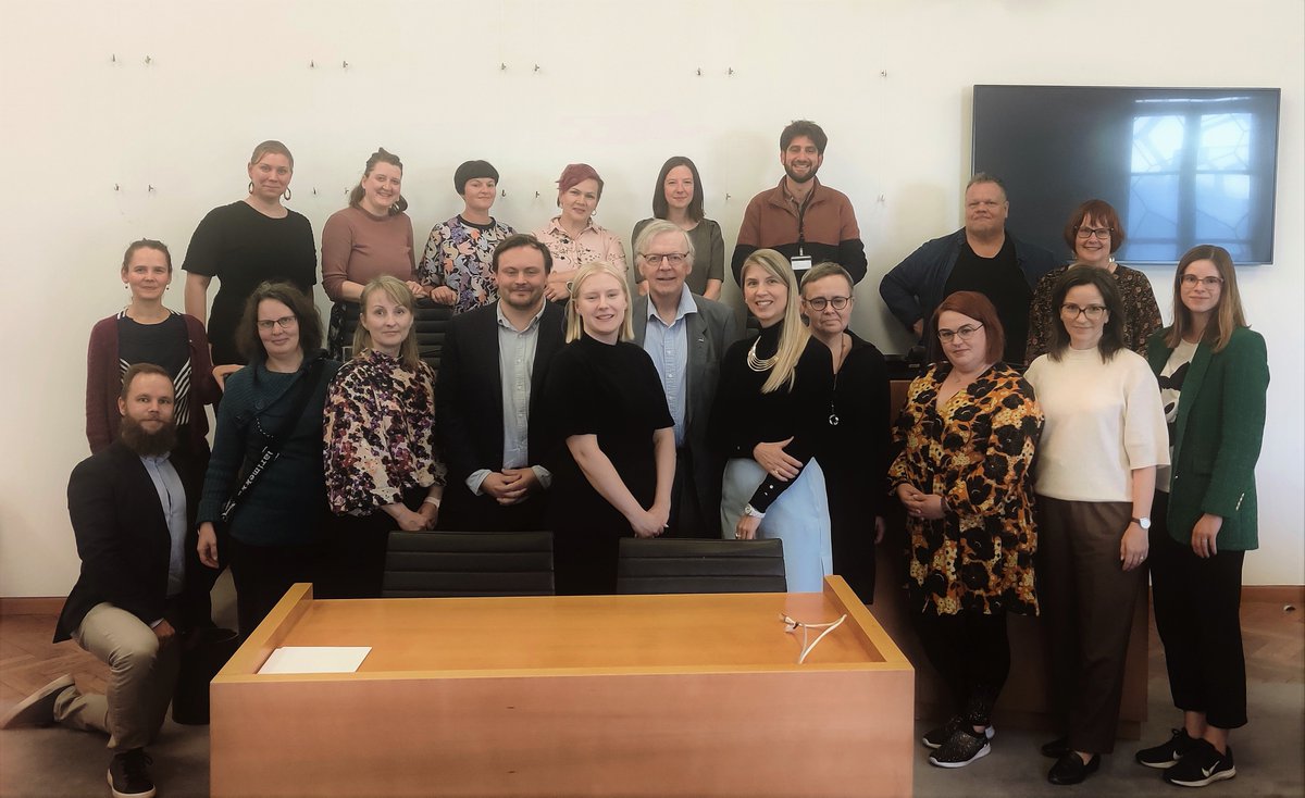 🇫🇮 Merci aux personnes de <a href="/SitraFund/">Sitra</a> en #Finlande pour les échanges très intéressants de ce jeudi. C'est toujours un plaisir de pouvoir discuter de participation citoyenne et d'échanger nos expériences en #démocratie!