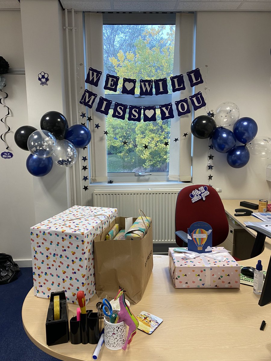 000_sally's tweet photo. It’s going to be emotional day today as I bid farewell to amazing colleagues and the fabulous @UWEBristol https://t.co/O9h5k2vQqb