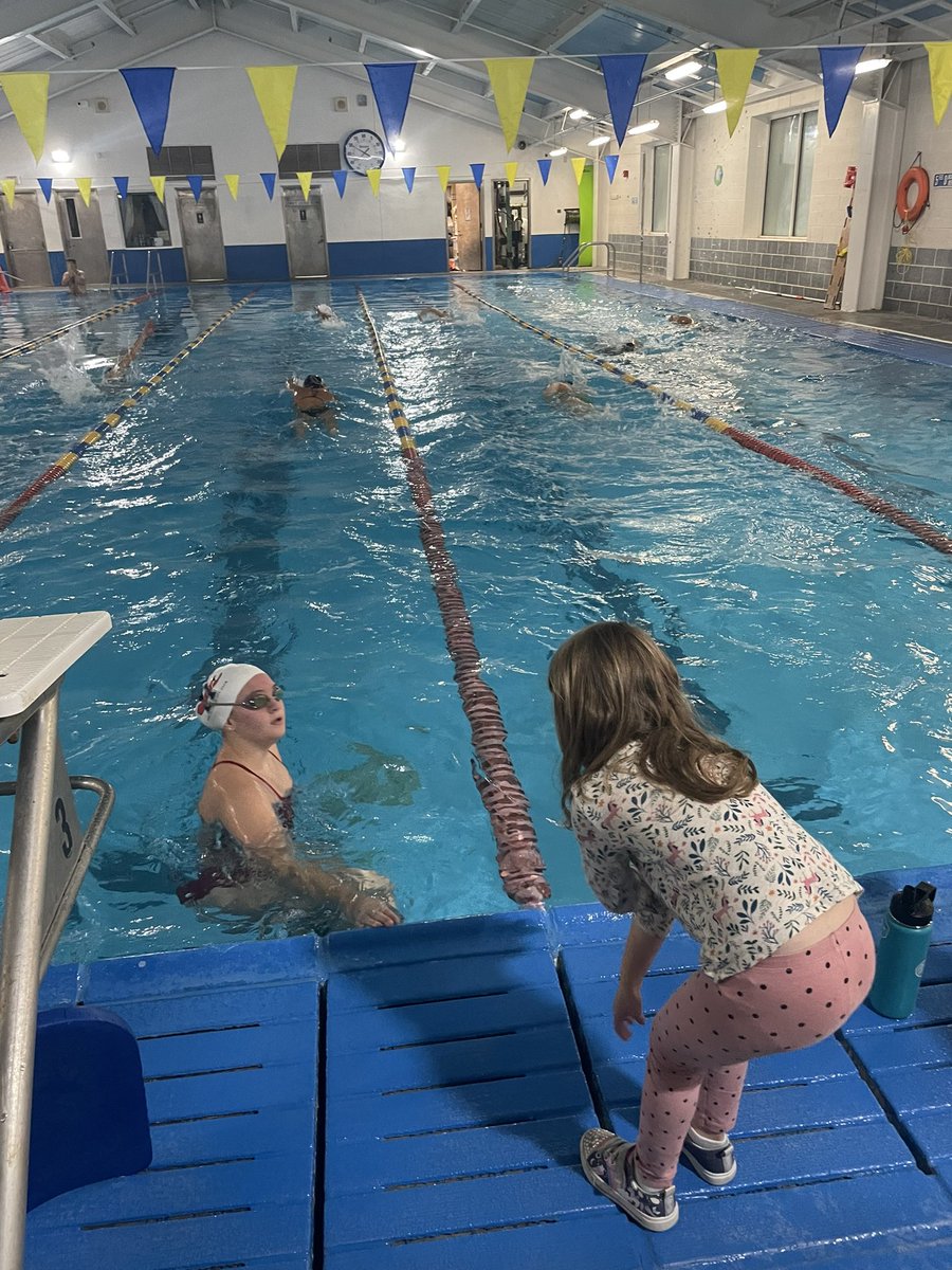 MrMaddenER's tweet photo. When your 4 year old wakes up way too early. #teachthemyoung #learntoswim #swimlesson https://t.co/847mdFWagk