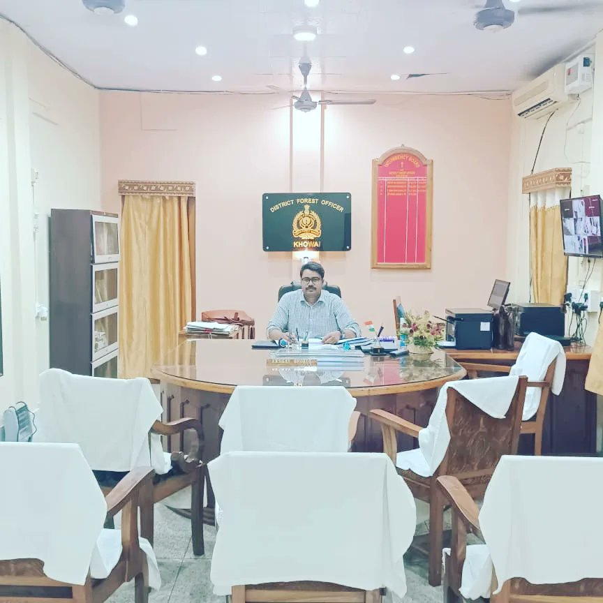 AkshayBhordeIFS's tweet photo. Joined as District Forest Officer (DFO),Khowai District, Tripura. https://t.co/JLPn1pzBwO