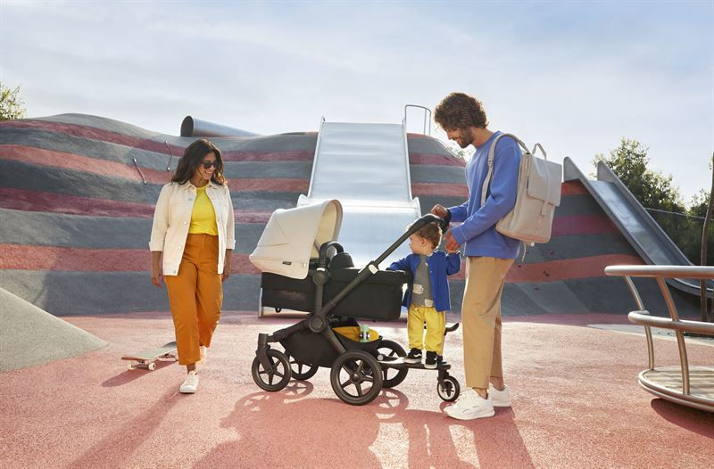 europawire's tweet photo. Bugaboo, a designer of award winning baby strollers, to launch an entire stroller portfolio made with bio-based materials thanks to DSM, Fibrant and Neste https://t.co/JX5yXGwKMs #circulareconomy #babystrollers #PA6 #Bugaboo #DSM #Fibrant #Neste @NesteGlobal @DSM https://t.co/tS6lPmRshc