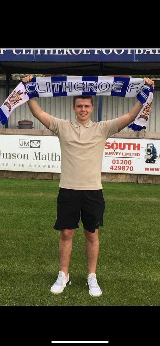 ClitheroeFC's tweet photo. The prodigal son returns! Welcome back Chaz and many thanks to ⁦@Colne_FC⁩ for their help. Full article on the return of Charlie Russell to follow on the website and on here. https://t.co/HpnDRG03gj