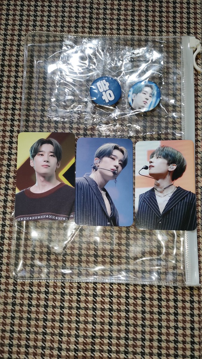 senguyaa's tweet photo. Wts [HELP RETWEET]
Slogan HAN SEUNGWOO X1/VICTON by @.Nowhere941224
Belum pernah dipakek
Ada tambahan banyak freebies https://t.co/tY07og67UX https://t.co/ASEXKWSTIa
