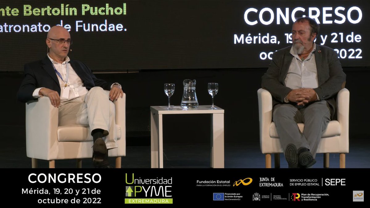 Entrevista a Sebastián Pachecho <a href="/chanpache/">Sebastián Pacheco</a> <a href="/UGT_Comunica/">UGT</a> junto a Vicente Bertolín de la Asesoría Jurídica de Fundae y secretario del patronato de Fundae conversando sobre el nuevo marco de la #FPE y los nuevos retos 
🔴youtu.be/3rWCvbjgp8w