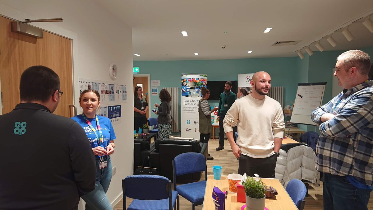 Lovely morning at Sam's today celebrating the end of <a href="/coopuk/">Co-op</a> partnership with <a href="/SAMHtweets/">SAMH</a> with <a href="/zak1874/">Zak</a>, <a href="/CallumRenfrew/">Callum Renfrew</a>, <a href="/neilmcg75/">Neil McGinley 💯</a>, <a href="/angelaross82/">湖北女王</a>, @LyndaCurrie4, <a href="/SAMH_Rach/">Rachael Martin</a>. We were shown the good work happening all over Scotland! We still look working together in the future!