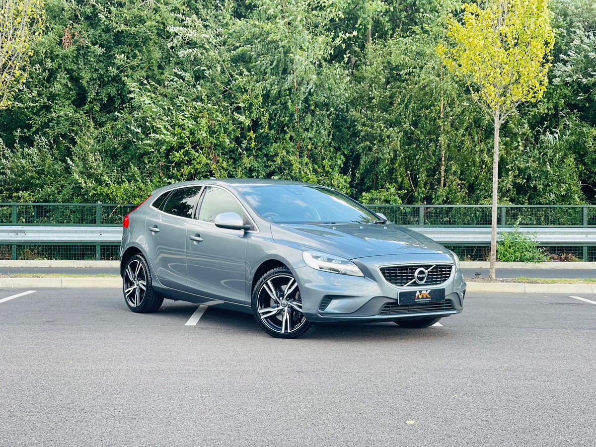 MKPerformanceUK's tweet photo. VOLVO V40 (2018)
2.0 D2 R-DESIGN PRO 5D 118 BHP AUTO
PRICE: £14,995 OR FROM £260.44 P/M*

Full Ad: https://t.co/V6E63OqMPa

#cars #car #carsofinstagram #bmw #carporn #auto #carlifestyle #s #supercars #photography #ford #carswithoutlimits #carphotography #jdm #automotive #volvo https://t.co/Gk41ucZBsj