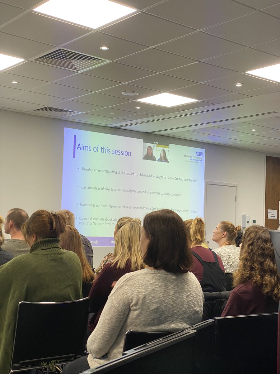 CYPYHDiabNet's tweet photo. Next we have a presentation from our Midlands colleagues Sam (ASC nurse practitioner) and Dr Sarah Brookes (clinical psychologist). Talking CYP with diabetes and autism #yhstudyday great opportunity to share across conditions https://t.co/IbnXhllYeG