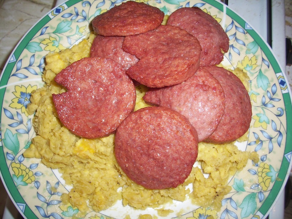 ListinDiario's tweet photo. Un mangú con salami sale por más de RD$600

https://t.co/T0ovk3vHpI

#ListínDiario https://t.co/AhjvdVxn7p