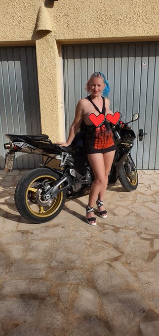 Guys just love an amazing bike they can ride whenever they want and throw it around. https://t.co/ph