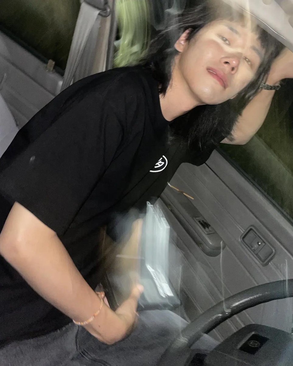 qman_official's tweet photo. #레트로싱어송라이터
#구만 #qman #레트로
#기아 #프라이드 #엔카티비 #내차소
#Supercar #Sweetheart
#반대로 #MurphyandSally
#충동 #Impulse #파란만장 #WWAVE https://t.co/480DH1zIj2