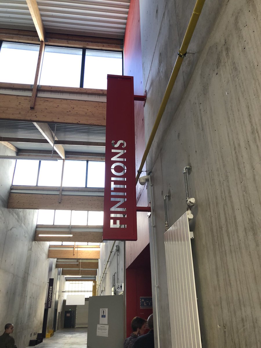 Capeb08's tweet photo. 🎓Transformation de la voir professionnelle 
👩‍🏫 Table ronde au  Lycée Professionnel Charles de Gonzague labellisé « Lycée des Métiers du Bâtiment 
👀 visite des ateliers 
 @capeb_fr https://t.co/biqjLQSUcC