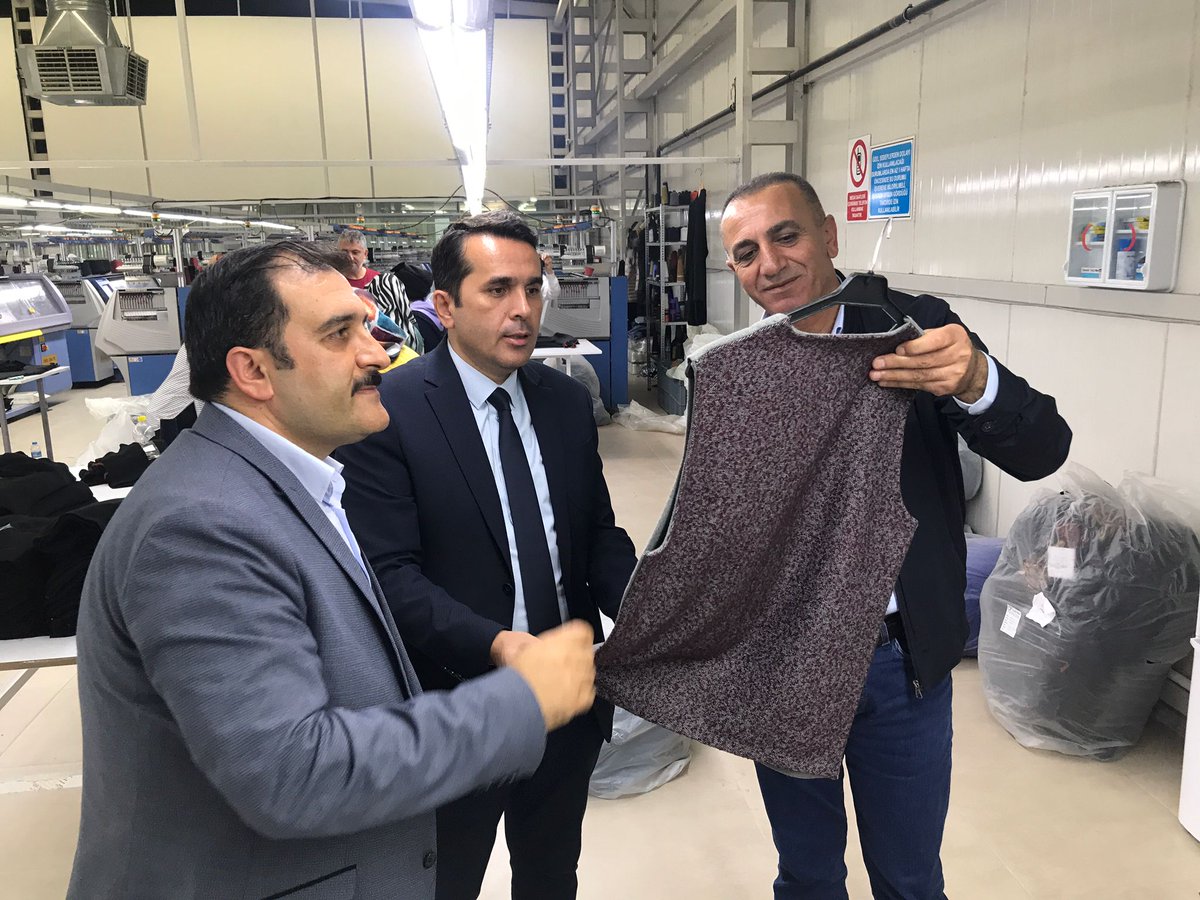 Amasya KOSGEB Müdürü  ile birlikte, Suluova OSB'de fason triko üretimi yapan Ömür Triko firması ziyaret edildi. Firma yetkilisine Teşvik Sistemi, TKDK, KOSGEB KOBİGEL ve KOSGEB Yurtdışı Pazar destekleri hakkında bilgilendirme yapıldı. <a href="/okakalkinma/">Orta Karadeniz Kalkınma Ajansı (OKA)</a>