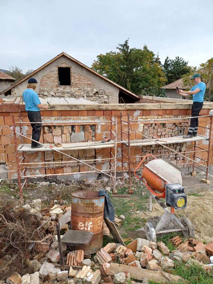 GlendaleUK tweet media