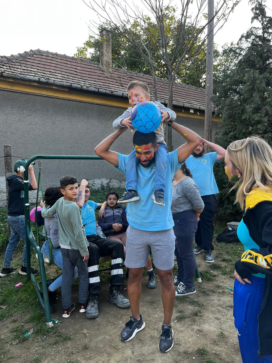 GlendaleUK tweet media