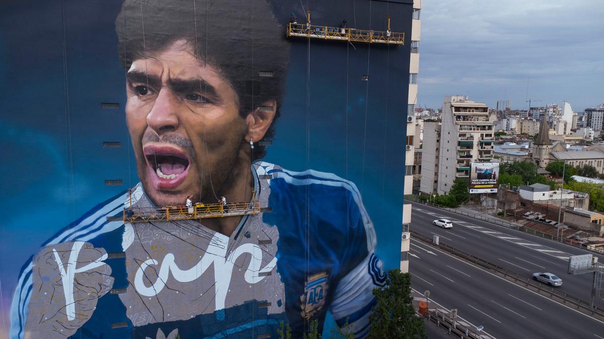 Maradona es Cultura. Un mural de 40 metros por 45 metros de altura palermonline.com.ar/wordpress/mara…
