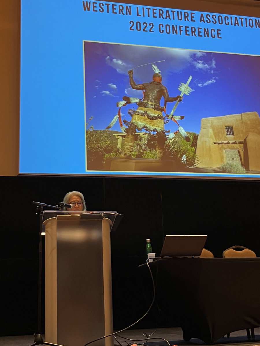 lisatatonetti's tweet photo. The incomparable Diné poet Luci Tapahonso, the #WesternLit2022 Distinguished Achievement honoree, held us all spellbound at her reading last night. 😍#IndigenousLit https://t.co/GGWGpsL3NX