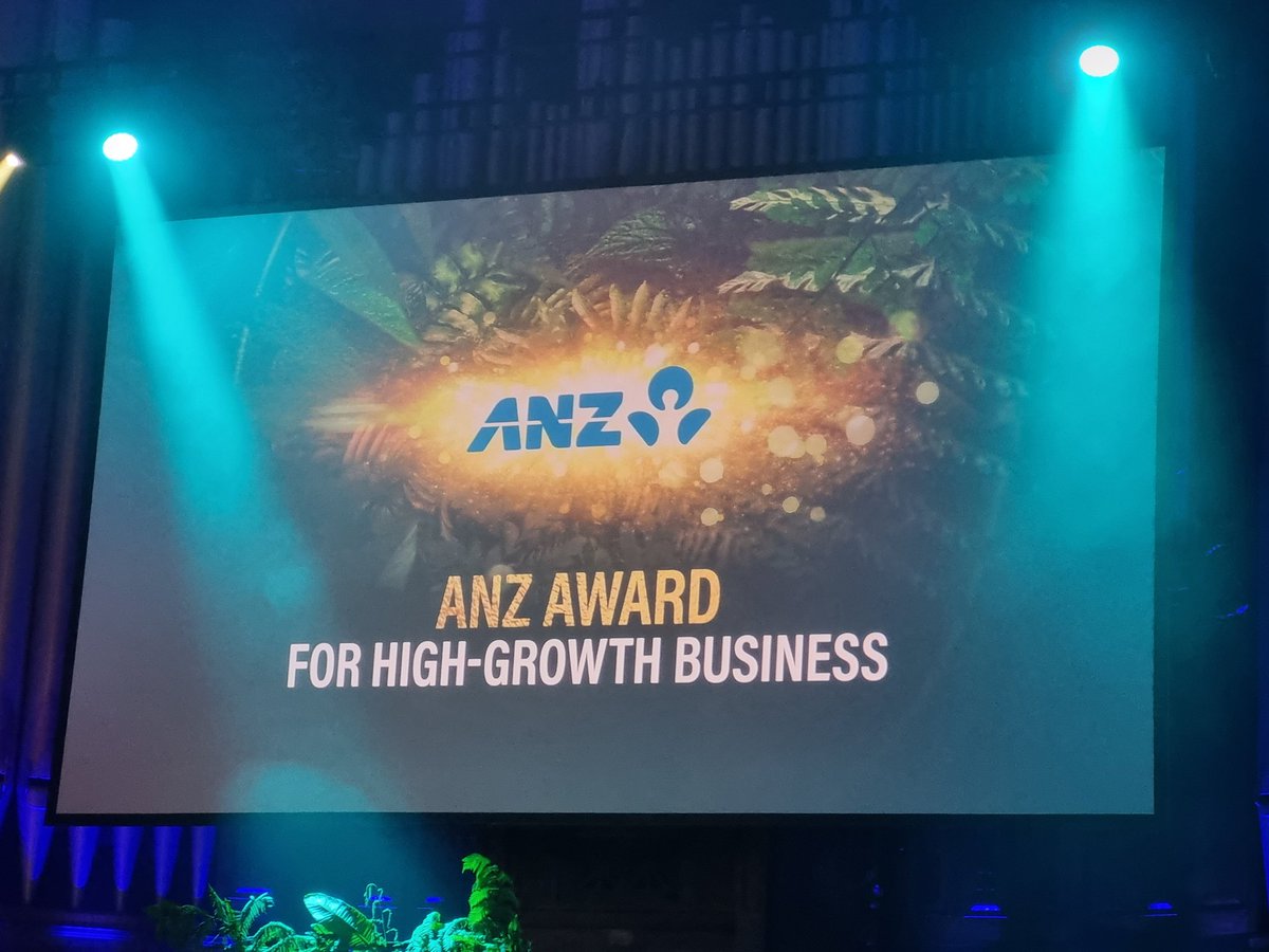 ProfRetail's tweet image. Congratulations to simPRO
winning the @ANZ_AU Award for High-Growth Business at the Lord Mayor's Business Awards.  

#LMBA22
