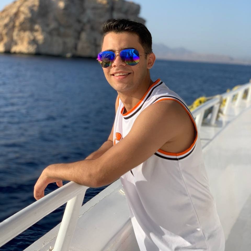 Elsaka48021697's tweet photo. #صورة_ملف_شخصي_جديدة https://t.co/8lArFnNAGW