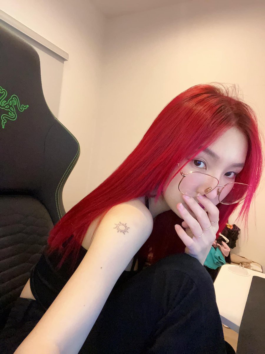 bacontimes's tweet image. สาวที่ทำผมแดง ทำให้ผมจิตใจเต้นแรงงงง 💗 ต้าว #Willcomeback ทำสีผมใหม่งับ ทำเบคตกหลุมรักเยยยยยย
.
#ทีมBaconTime