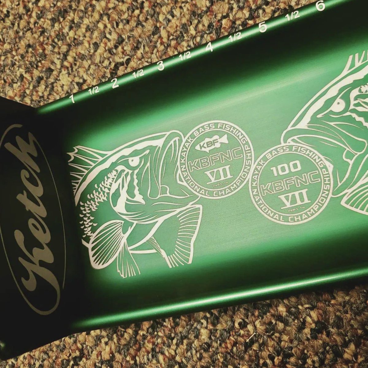 KetchProducts's tweet image. Another look at the custom board we make every year for the top 100 who make the cut to fish Day 3 of the @KayakBassFish National Championship…..
#kbfncvii #kayakfishing #ketchboard #MadeInAmerica