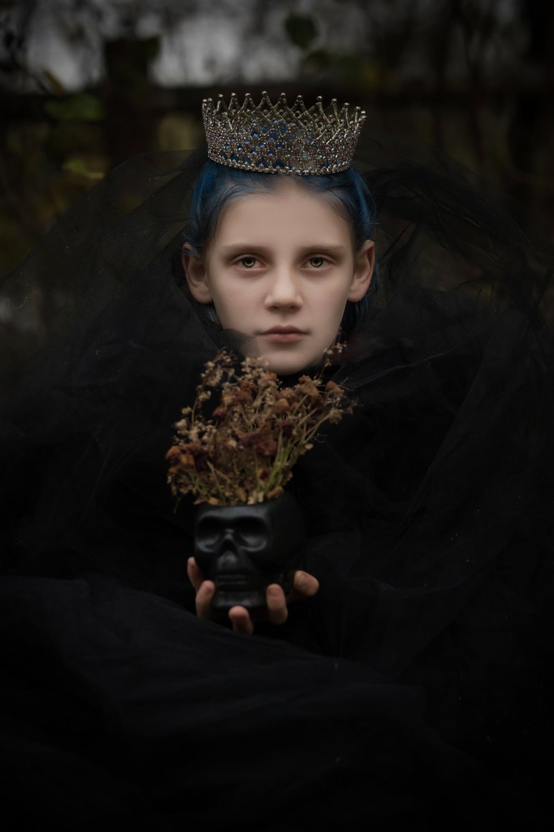 Gm gm! I want to thank <a href="/agnesededonato/">agnesededonato | Factory 22</a> @Thorium_Photo <a href="/Pamela1Vh/">PamelaCorals.tez.eth🏴‍☠️</a> and <a href="/DanielY1119/">andolliniblake</a> for picking up Dia de los Muertos in Mixquic! 

Also thank you <a href="/illustrata_ai/">illustrata</a> <a href="/FARRAHXYZ/">C A R B O N E L L</a> @itsAI_NFT
for picking up Something Wicked This Way Comes!

24 sold 7 left of Dia
83 sold and 48 left of SW