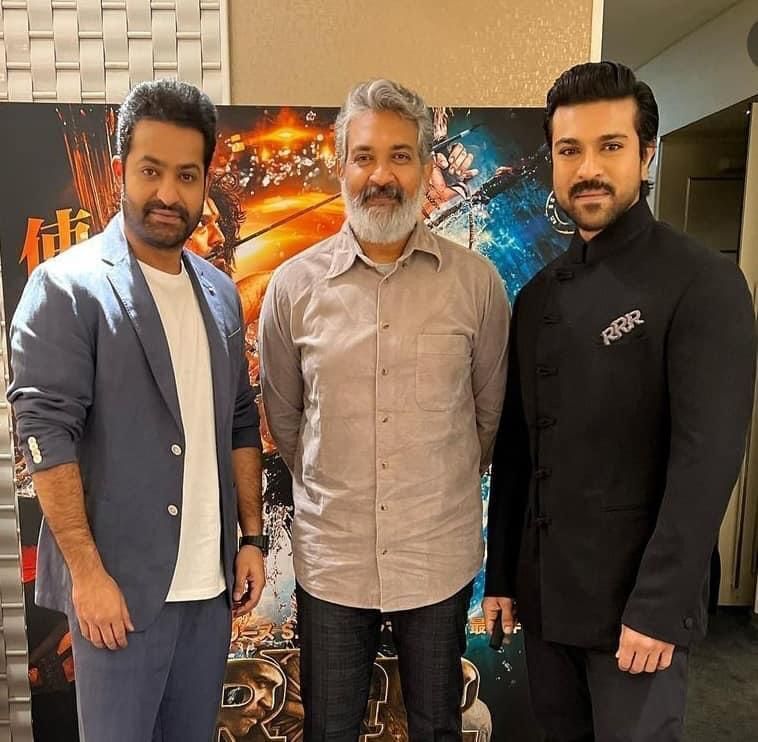 TheNewsof9's tweet photo. The tRRRio and their better halves in Japan on the release day of #RRRMovie

#RRRInJapan #RRRMovieinJAPAN #RRR

#SSRajamouli #RamaRajamouli
#RamCharan #Upasanakonidela 
#JrNTR  #Pranthi https://t.co/B5bcO4z9zR