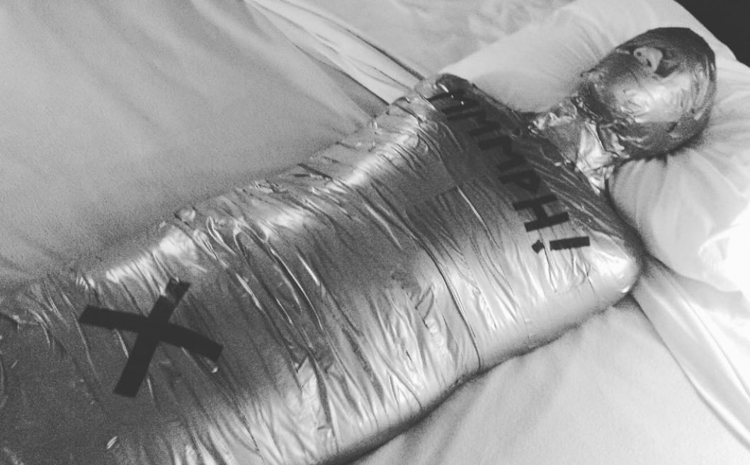 mrtightnshiny's tweet photo. @tape_br tight &amp; shiny https://t.co/3ahJwKs0z9