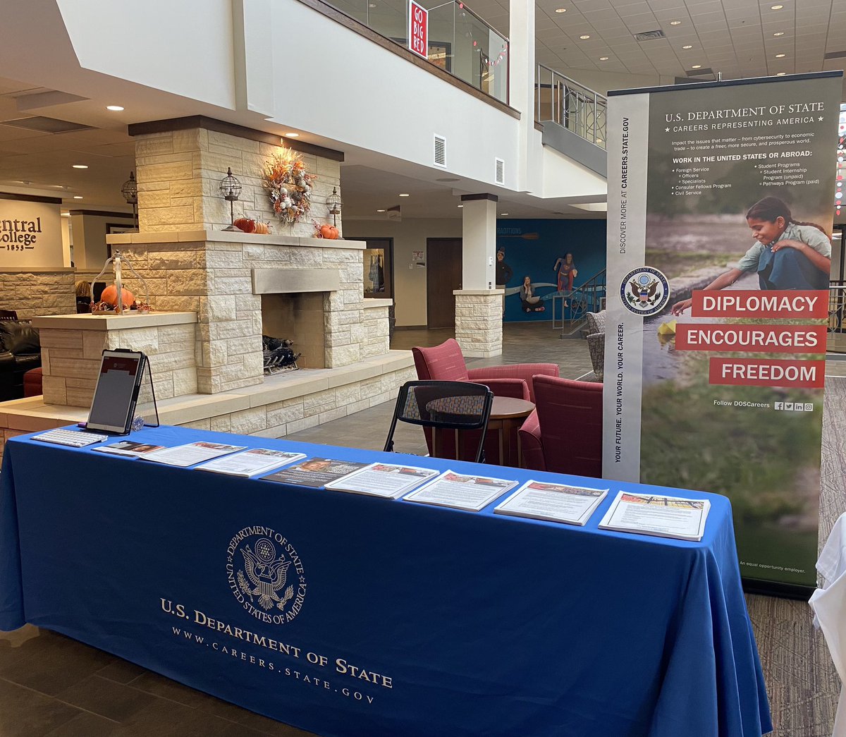 saradawn226's tweet photo. Hanging out at my quasi alma mater today! My @CentralCollege study abroad experience was one of the first steps in my #ForeignService journey. In #Pella? Stop by the Maytag Student Center before 5 p.m. to say hello. #CentralCollege #DIRCentral https://t.co/7hQNGYknJI