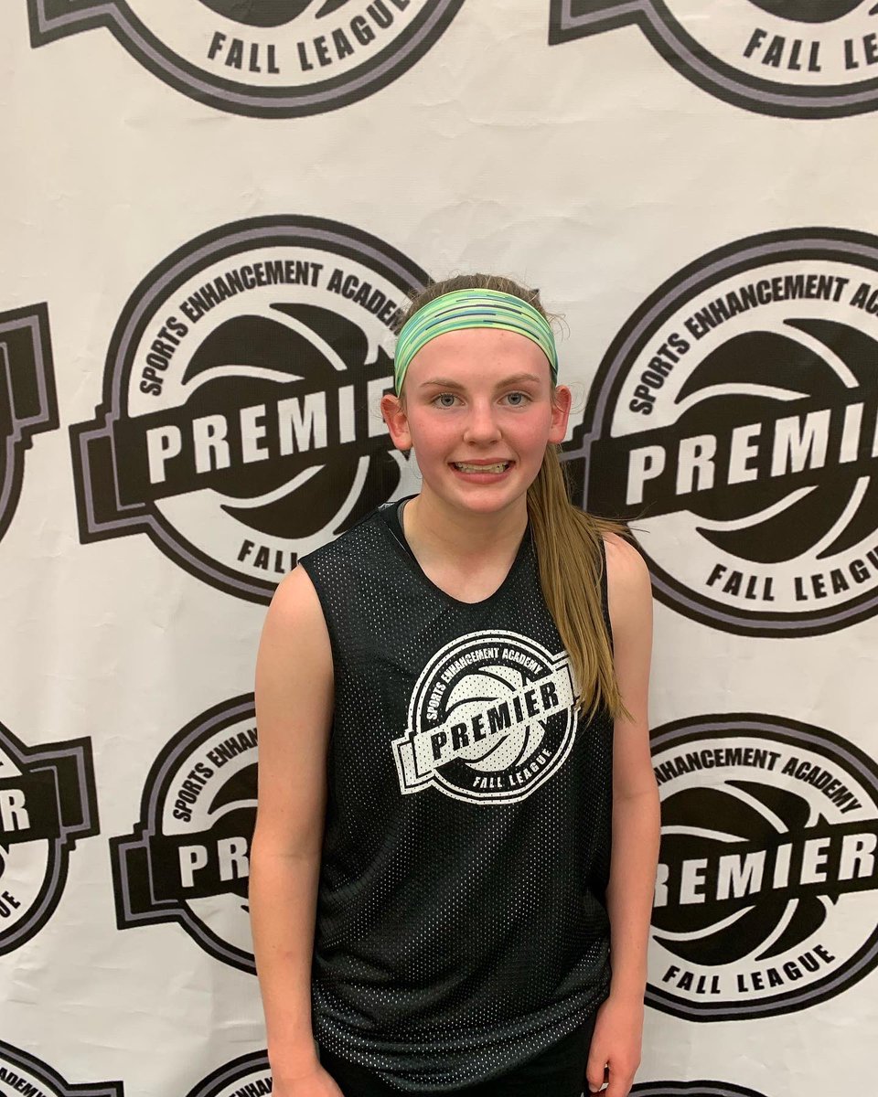 FallPremier's tweet image. 🚨Game 3 Final🚨

Oregon - 64
South Carolina - 44

Oregon:
• @AlexisCharbs03 - 20pts
• @alaynarwest - 19pts

South Carolina:
• @lillymoschkau - 15pts
• @NPshow1 - 15pts

@SEAFacilities @BradyJ_Peterson 

#BePremier