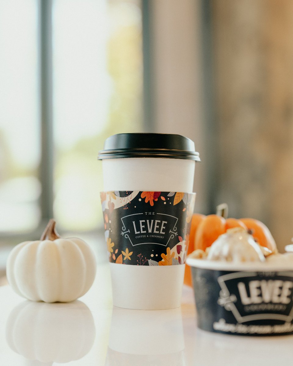 Pumpkin spice &amp; everything nice! ☕️ #PSL