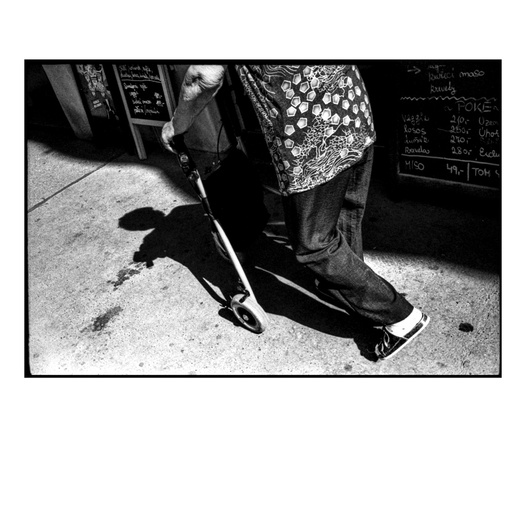 Walking in one's shadow

⁠
iacobsammutphotography.com⁠
#jacbosammutphotography ⁠
⁠
⁠
#magazine35mm 
#SSiCollaborative 
#streetfinder
#KodakProfessional
#KodakFilm
#ShotOnFilm
#TheKodakMag