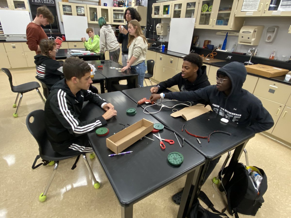 Doug Physics Forrest tweet media