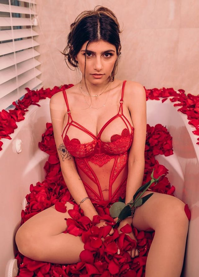 Mia Khalifa Fans on Twitter "RT MiaKhalifa_Only miakhalifafans"