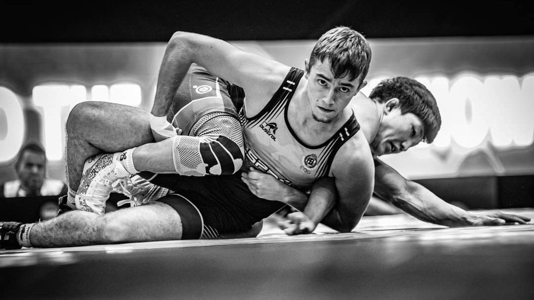 ¡Sin fortuna tampoco en libre masculina! ☹️

Adrián López, Felipe Ferrusola, Ramón Gersak y Gabriel Iglesias, nuestros 4️⃣ primeros representantes, dicen adiós a un campeonato que esta de áupa 🔝

Este sábado, más lucha 🇪🇸

📸 Difusión ProSport

#WrestlePontevedra #LuchaLibre