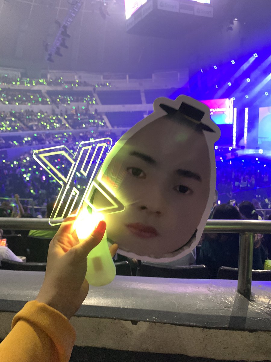 2moonjunbin's tweet photo. THANK YOU @solhappiness_!!! DAMI PONG NATUWA SA ITLOG HAHSHAHAHHAA Anyways if u guys want cheering kits or printing services for freebies, dm niyo yung tag!!! Super bait and trustworthy seller~ 💜 Ganda rin customization nila!!! https://t.co/C4tIbqGwhW
