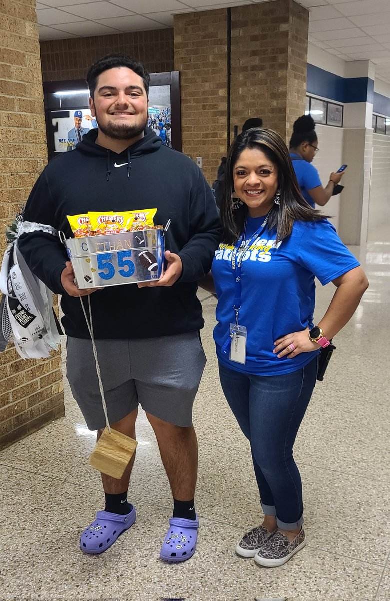 Happy Homecoming <a href="/mp4ethan/">ethan</a> <a href="/gisdnews/">Garland ISD</a> <a href="/LCHS_Patriots/">Lakeview Centennial Patriots 🎓</a> <a href="/patriot_lchs/">LCHS PATRIOT FOOTBALL</a> #55 #WeAreLC #bethelight #TheGISDEffect