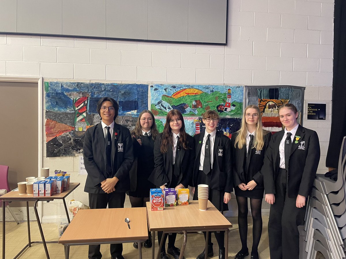 Such a lovely atmosphere in our school hall today. Members of our Youth Chaplaincy Team served soup to pupils to raise money for Cafod, and raise awareness of the World Food Crisis @CAFODSouthWales @CAFODSchools @ArchbishMcGrath @REAMG22