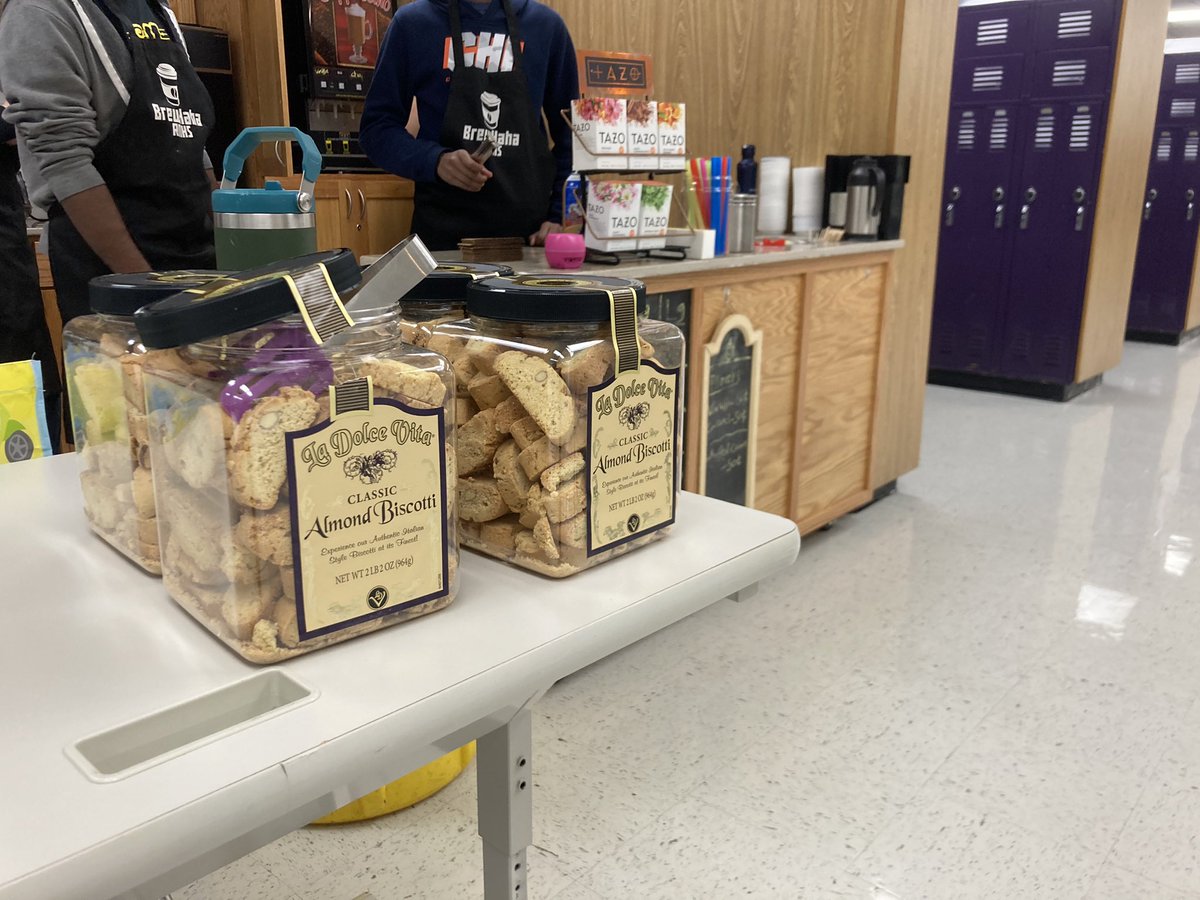 Antonino Bondì (@profebondi) on Twitter photo Partnered with <a href="/rmhsdeca/">RMHSDECA</a> Brewhaha selling biscotti!!@RMHSMUSTANGS #d214italiano Partnered with <a href="/rmhsdeca/">RMHSDECA</a> Brewhaha selling biscotti!!@RMHSMUSTANGS #d214italiano