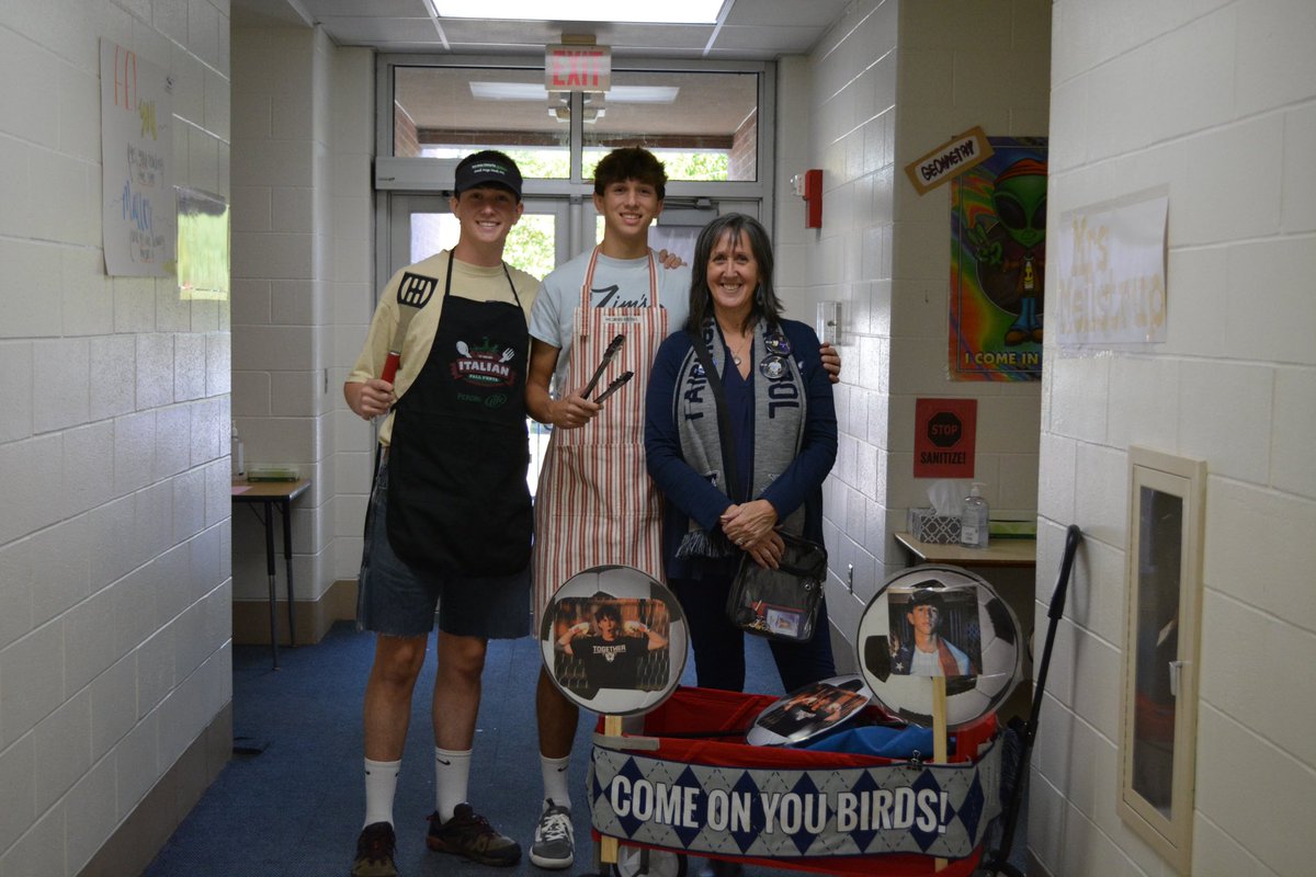 Our first photo of the week second place winner is Paige Russell with a picture of the Meilstrup’s during spirit week!!
- Check out our instagram @ thefirebirdybk to see our first place winner!!