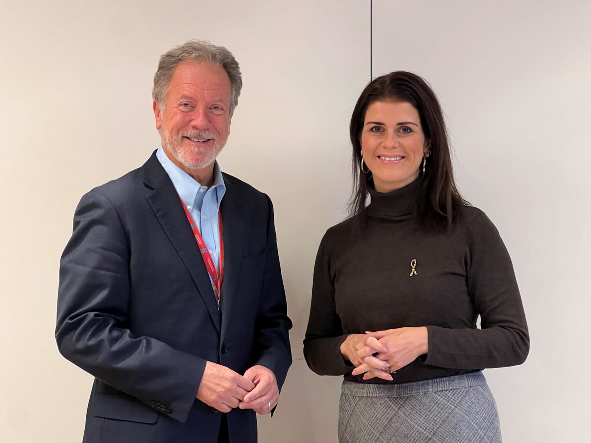 WFP_nordics's tweet photo. Small country with a strong voice – and a big heart. 🇮🇸Thank you @thordiskolbrun for important discussions today about the urgent need of stepping up in the face of the global food crisis. And for walking the talk by doubling Iceland’s core funding for @WFP in 2022! https://t.co/X2A5eWYqLf