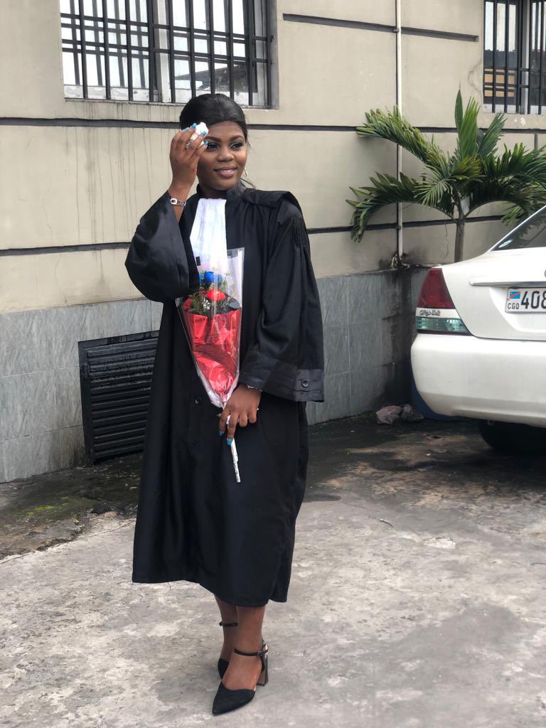 bems_consult's tweet image. Nous célébrons une de nos collaboratrices, la désormais Me @NdabuCynthia pour sa prestation de serment ce jour!

Bon vent et fructueuse carrière!
#carrier #avocats #bems