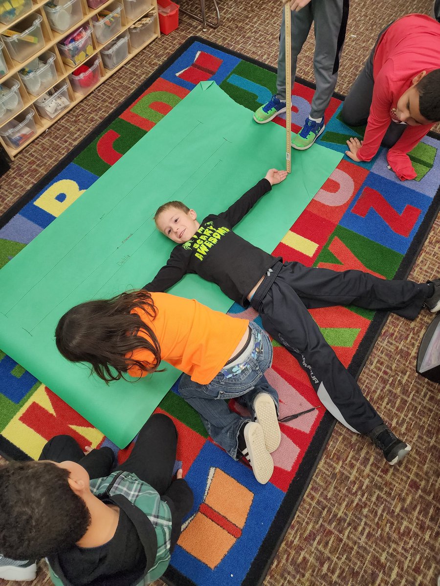 Learning all about birds. The students created and charted their own wingspan on paper to see whose was the longest and shortest. Great teamwork and fun! #sd113a #RebelPride