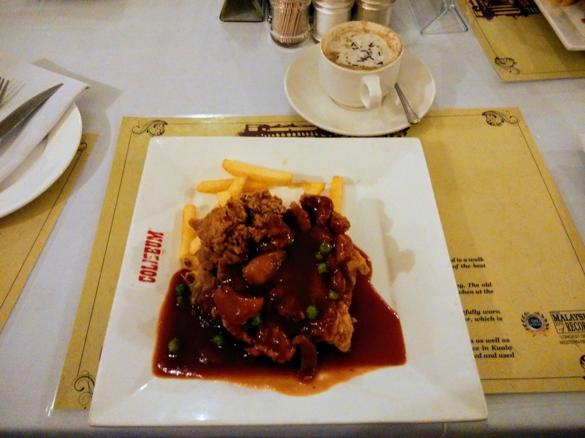 joshuaong's tweet photo. #Friday 18 November 2016: Eve of Bersih 5.
#ColiseumCafe - my first and last time. Now it's no more #Covidkilledit
#PreCovid19Days
#PrePandemic
No #COVID19 haha
KL icon Coliseum Cafe on Jalan TAR shuts for good, a victim of pandemic
#KualaLumpur
#CovidIsNotOver #ThrowbackThursday https://t.co/WXgXE6SuRy