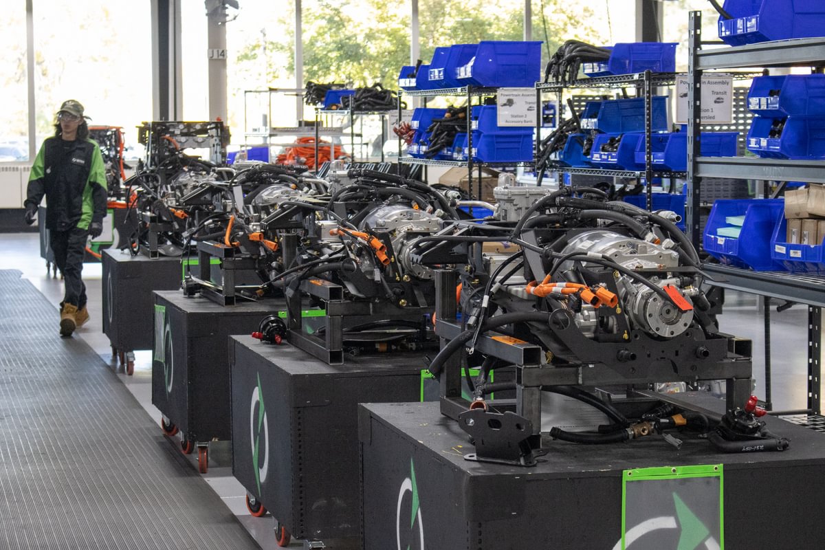 LightningeMtrs's tweet photo. Growing every day.

With 104 vehicles and powertrains out the door in Q3, we saw our highest production level in our history by nearly 39%. Read more on our Q3 report here, https://t.co/8ayPOq2U63
$ZEV #LightningElectric https://t.co/C0SBMys1DM