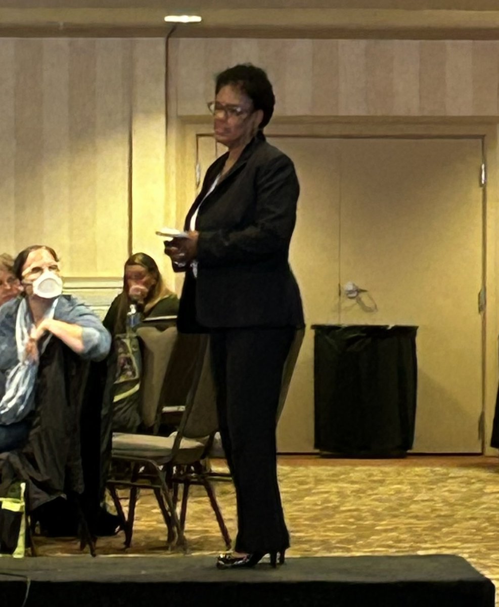 KaarenMeyer's tweet photo. So happy to have Dr. Shelly Jones in VT! @VermontMath @ATMNE_math #fallinlovewithmath https://t.co/PCbC2EHLEo