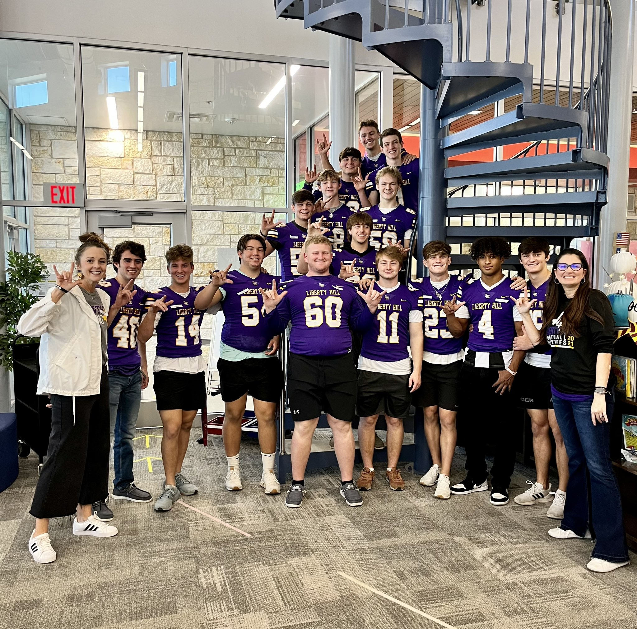 Liberty Hill High School Library (Library_LHHS) / Twitter